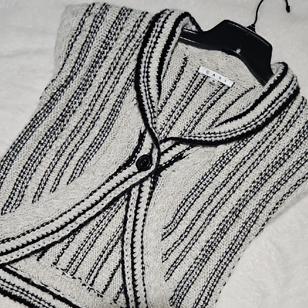 Cabi Women's Black and White  Sweater